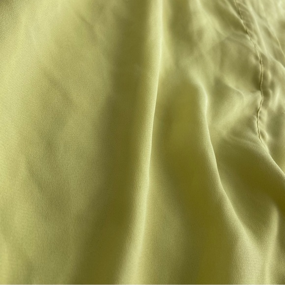 H&M Light Yellow Chiffon Top - Picture 5 of 5